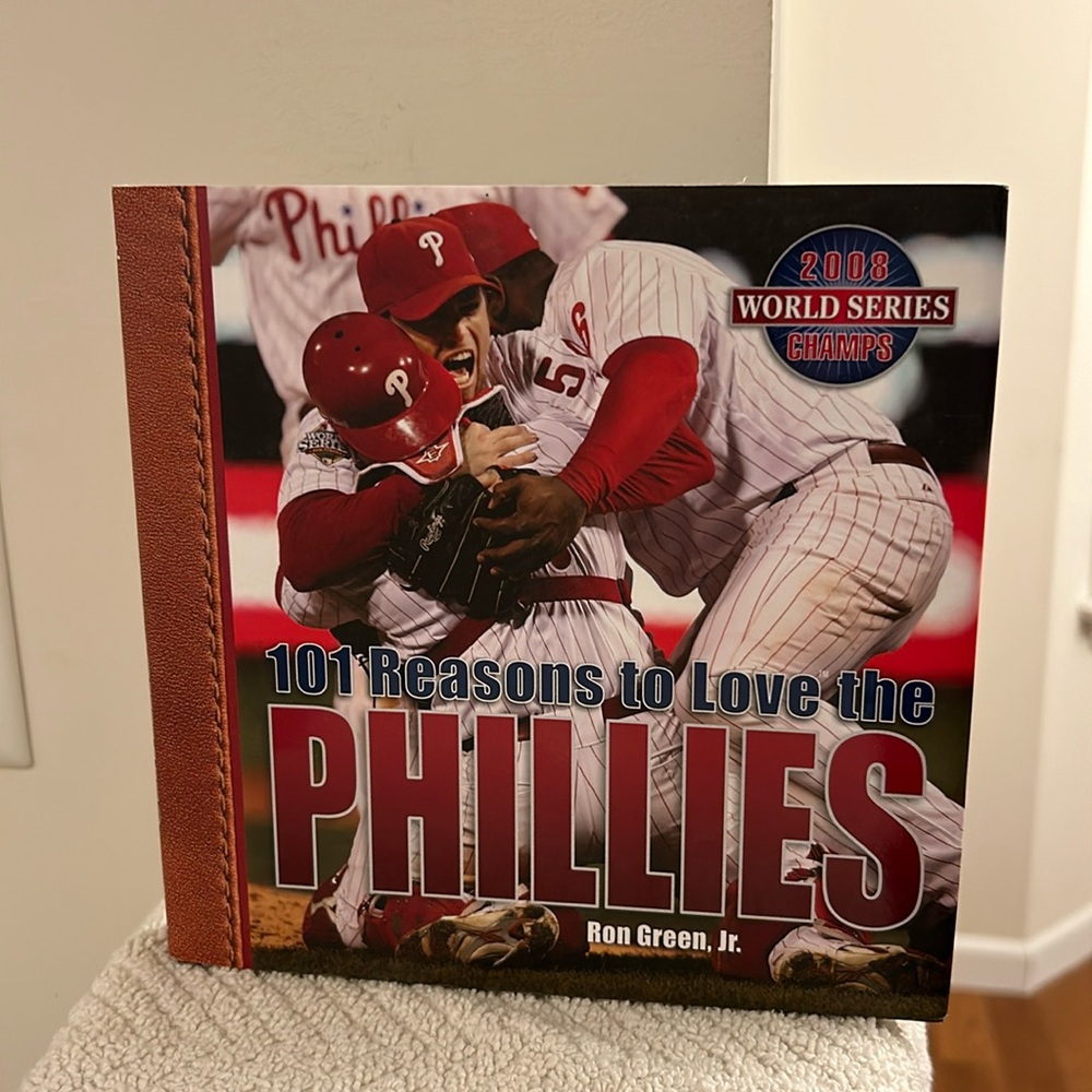 101 Reasons to Love the Phillies Autographed Steve Carlton Author Ron Green Jr